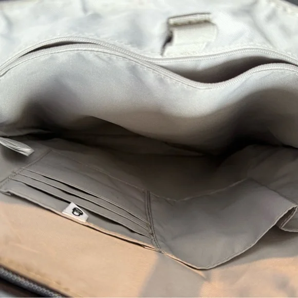 Baggallini Jessica Unisex Water Resistant Convertible Backpack RFID Anti Theft - Picture 10 of 12